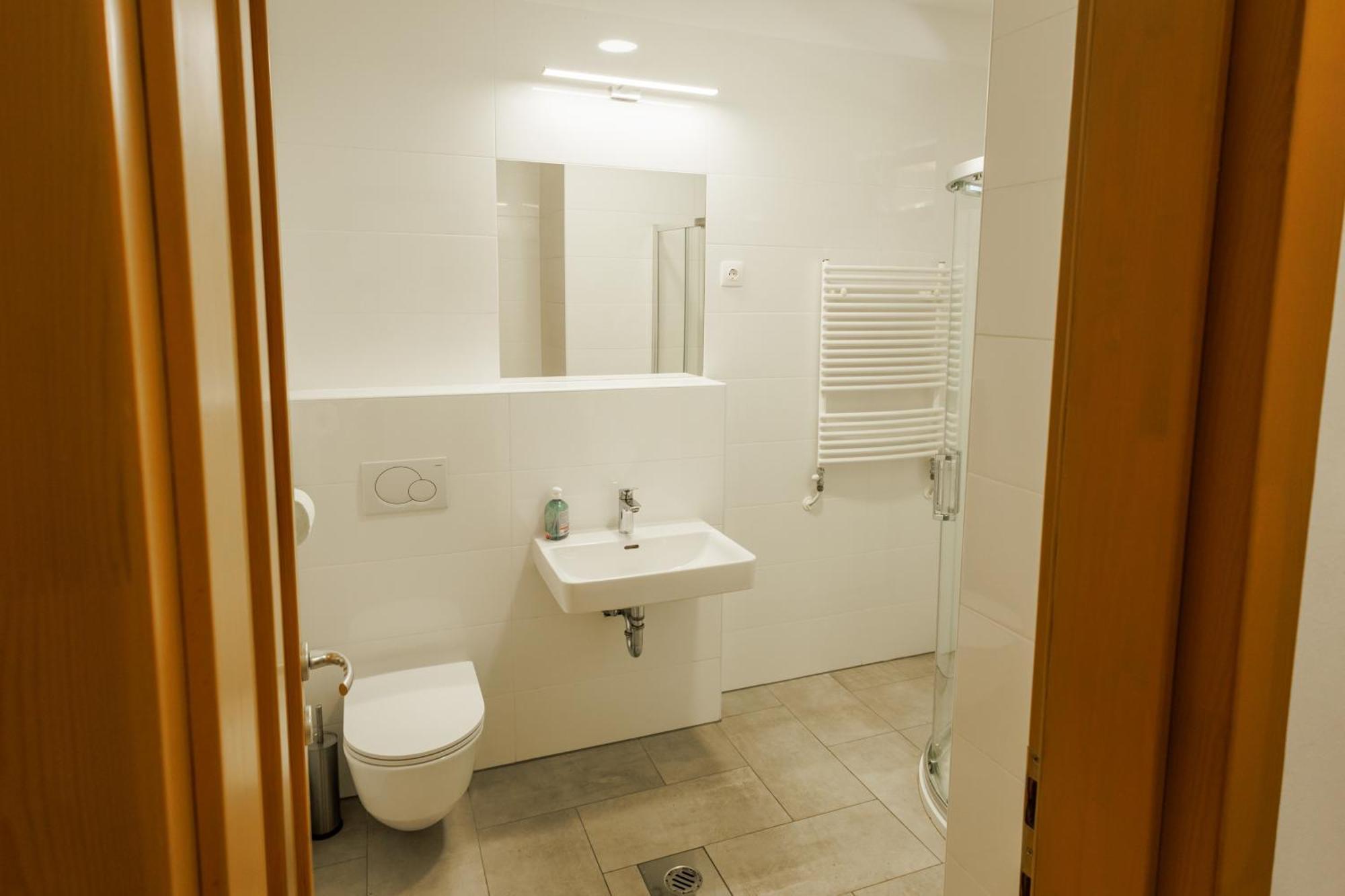 Jacht Apartmanok Balatonfured Exterior photo